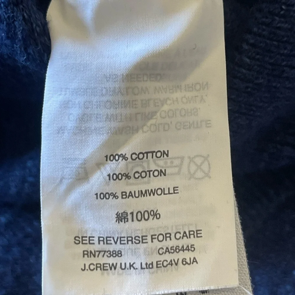 J.Crew Men’s Crew Neck Navy Blue Sweater. Size Large Slim